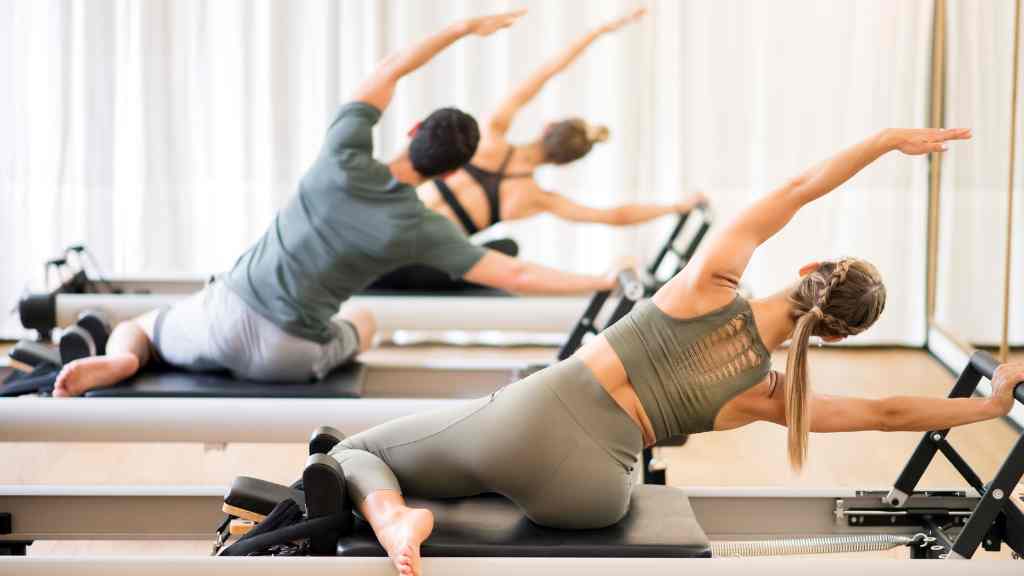 ejercicios de yoga y pilates